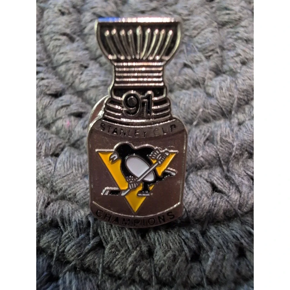 Pittsburgh Penguins 91‎ Stanley Cup Champions Lapel Pin